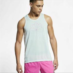NWT Nike Pinwheel Miler Running Dri-Fit Reflective Tank Top Sz S